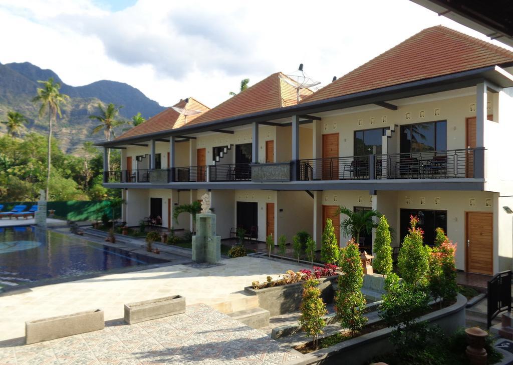 Antari Hotel Pemuteran Bagian luar foto