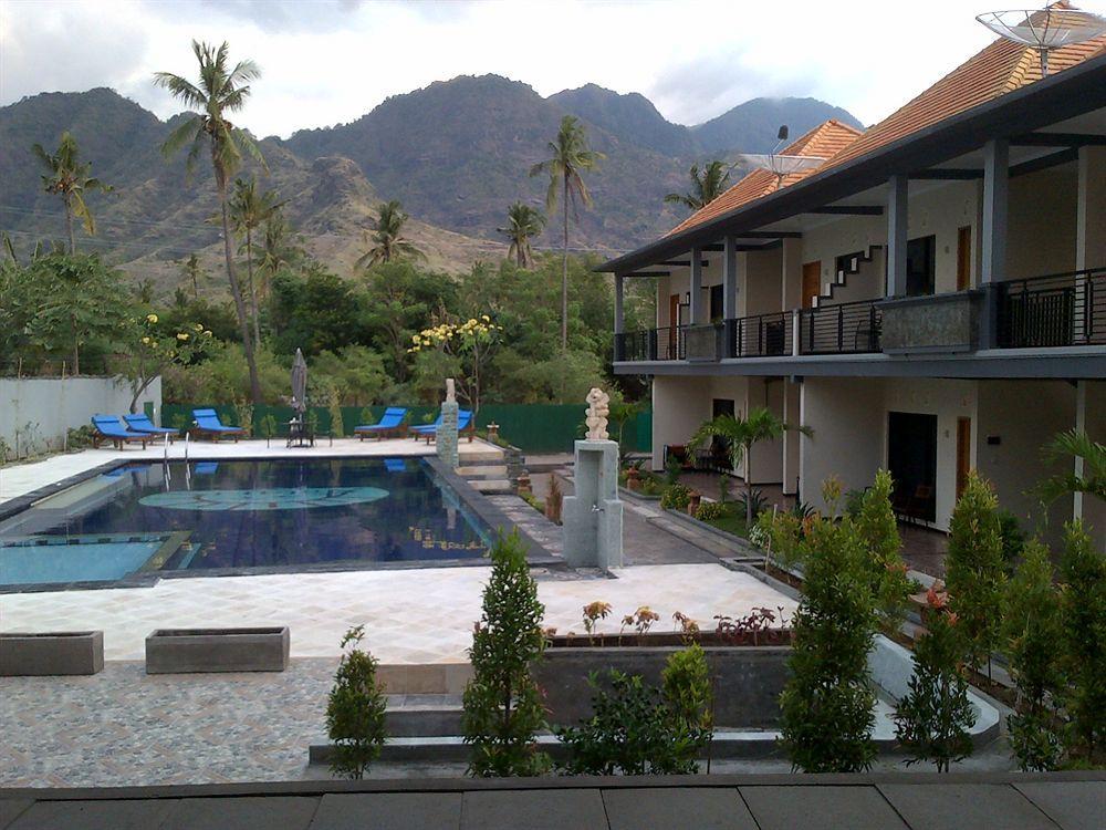 Antari Hotel Pemuteran Bagian luar foto
