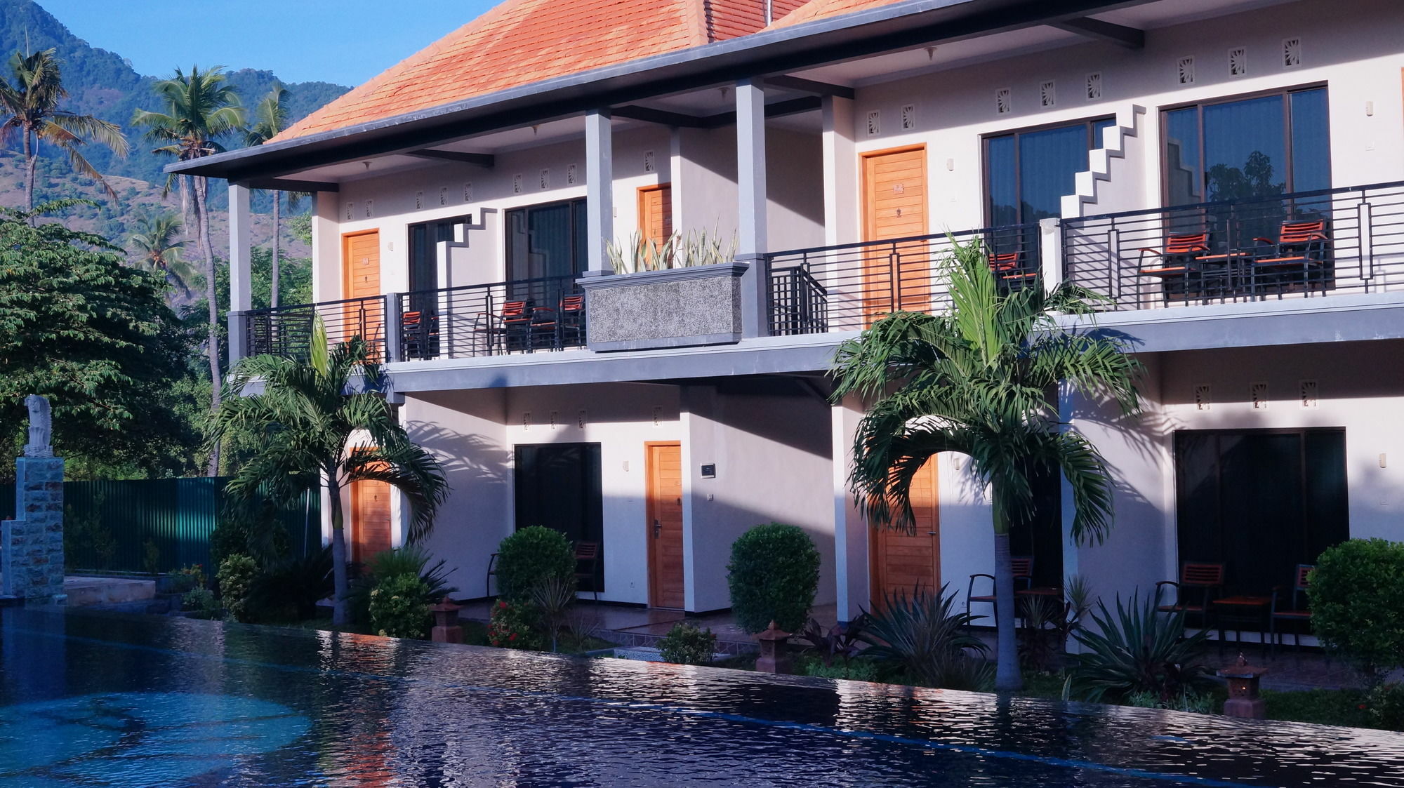 Antari Hotel Pemuteran Bagian luar foto